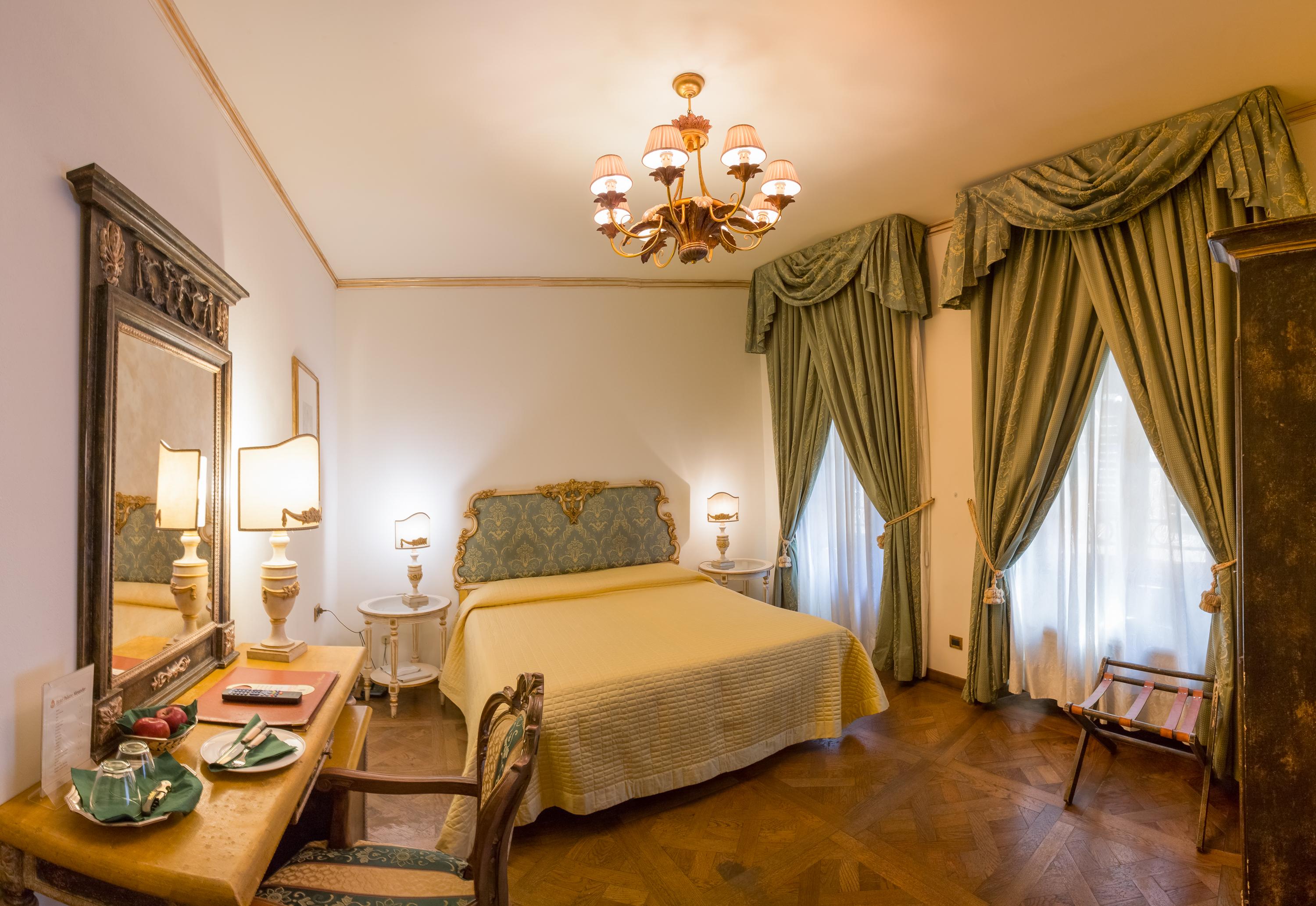 Hotel Palazzo Alexander لوكا المظهر الخارجي الصورة