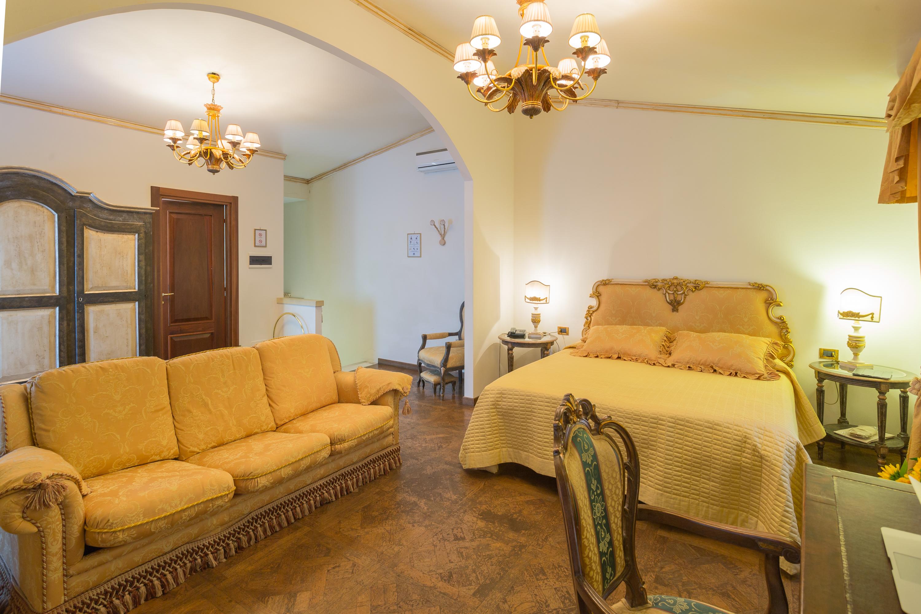 Hotel Palazzo Alexander لوكا المظهر الخارجي الصورة